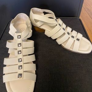 Bella Vita Strap Sandals